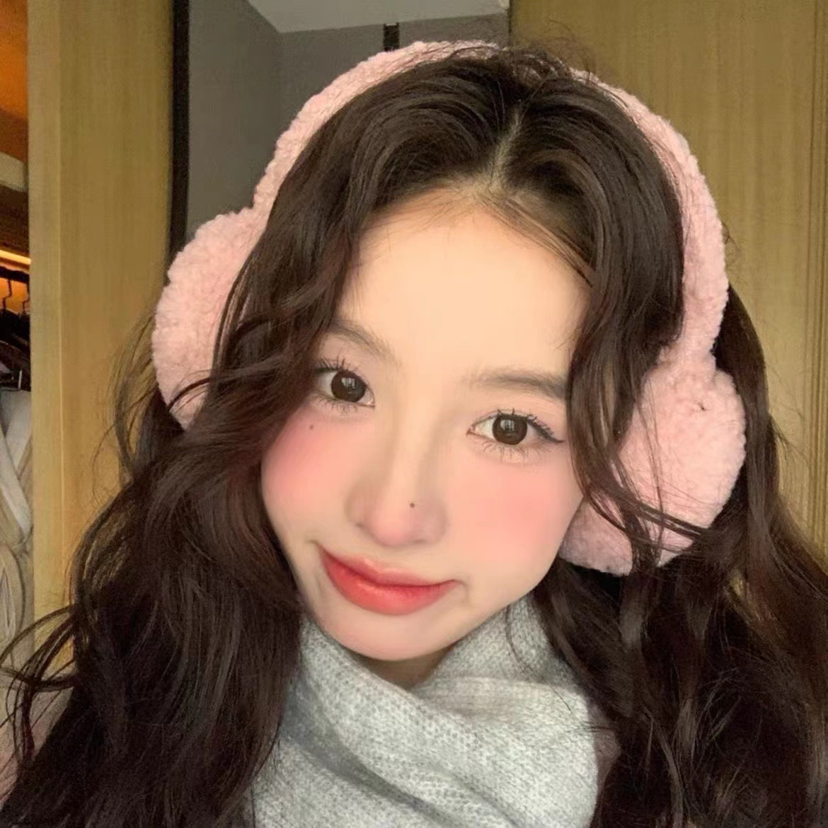 Minimalist Lambswool Plush Ear - Winter Clothing Earmuffs review and price